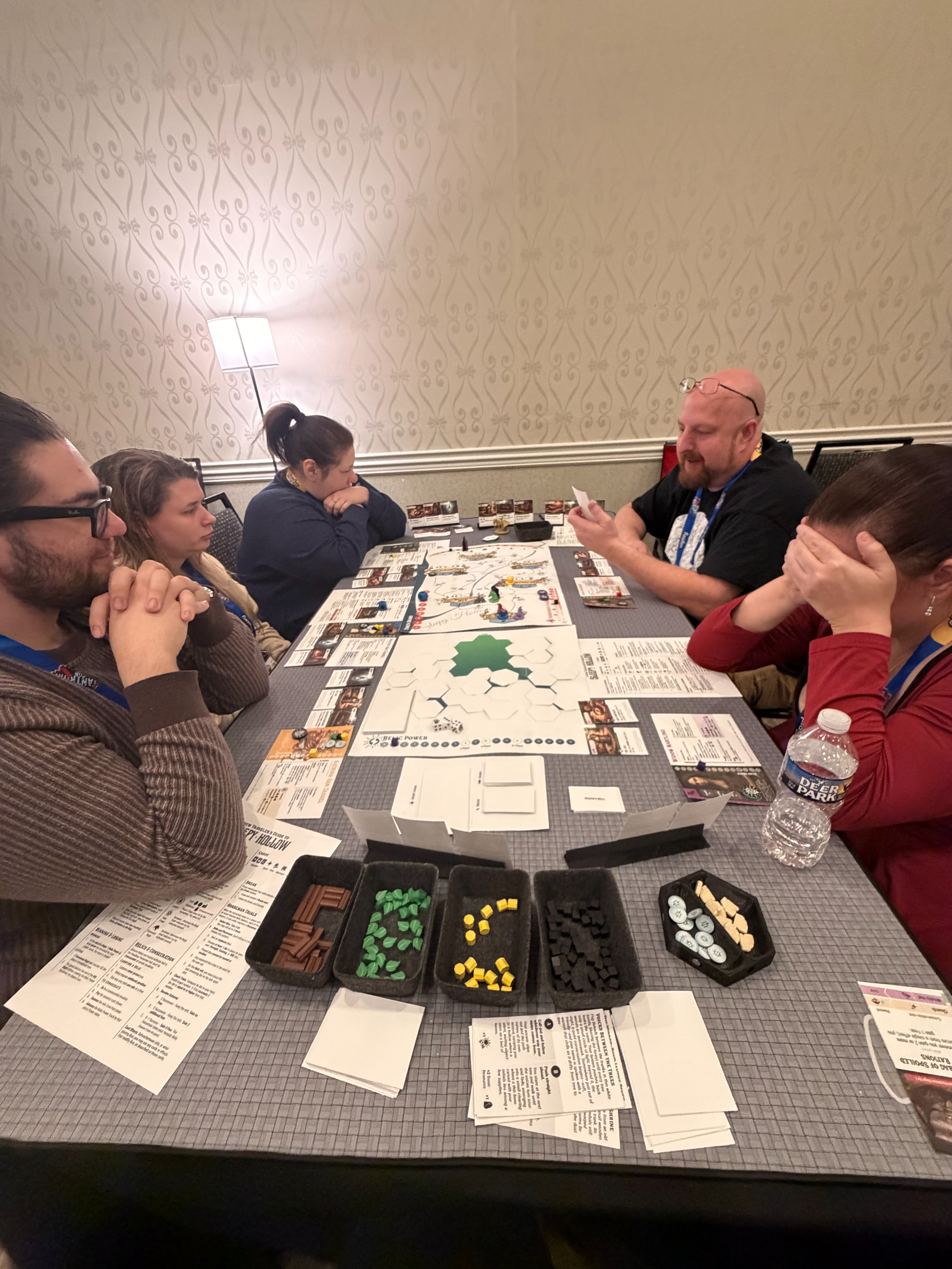 More people palytesting the game.